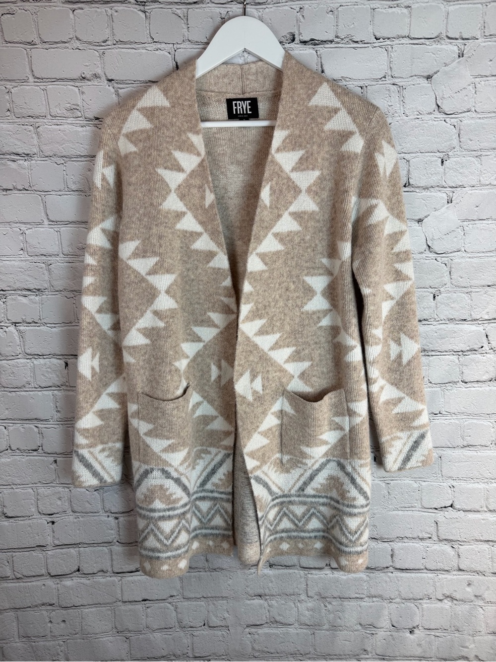 FRYE Southwestern Geometric Cardigan Tan Cream Cozy Open Front Sweater M